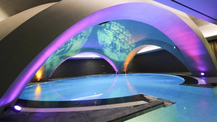 w-pool.jpg?resize740%2C416ssl1