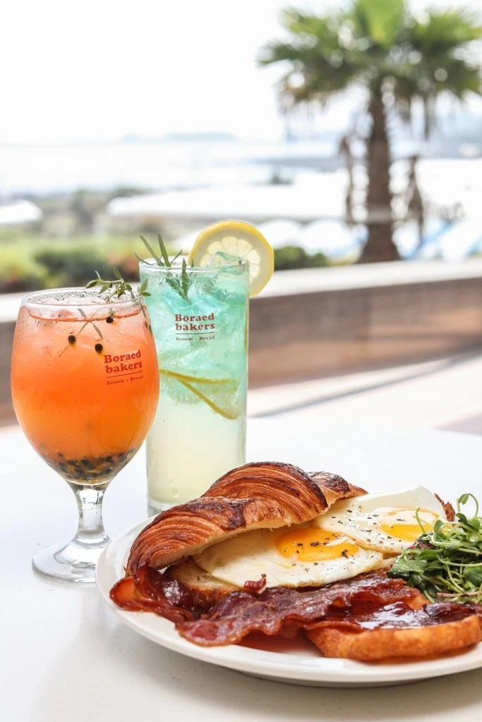 s-bf-2.jpg?fit=683%2C1024&ssl=1