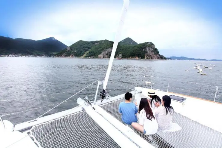 h-yacht2.jpg?w740amp;ssl1