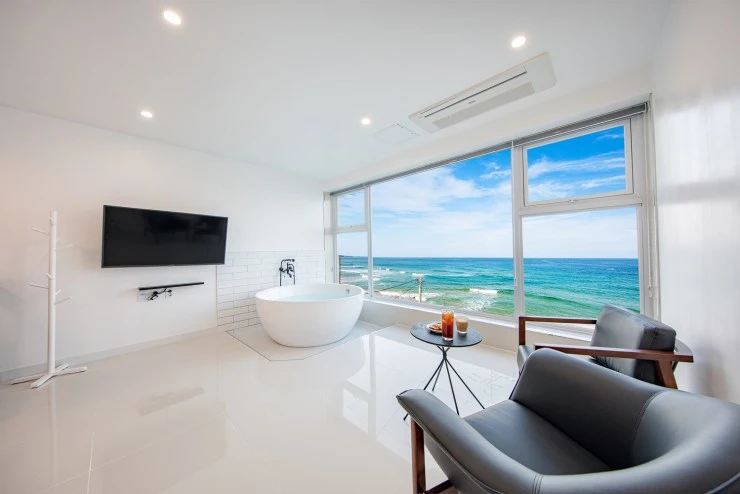 e.jpg?resize=740%2C494