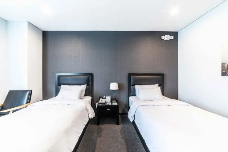 room-st-twin-1-1024x683.jpg?resize740%2C494amp;ssl1