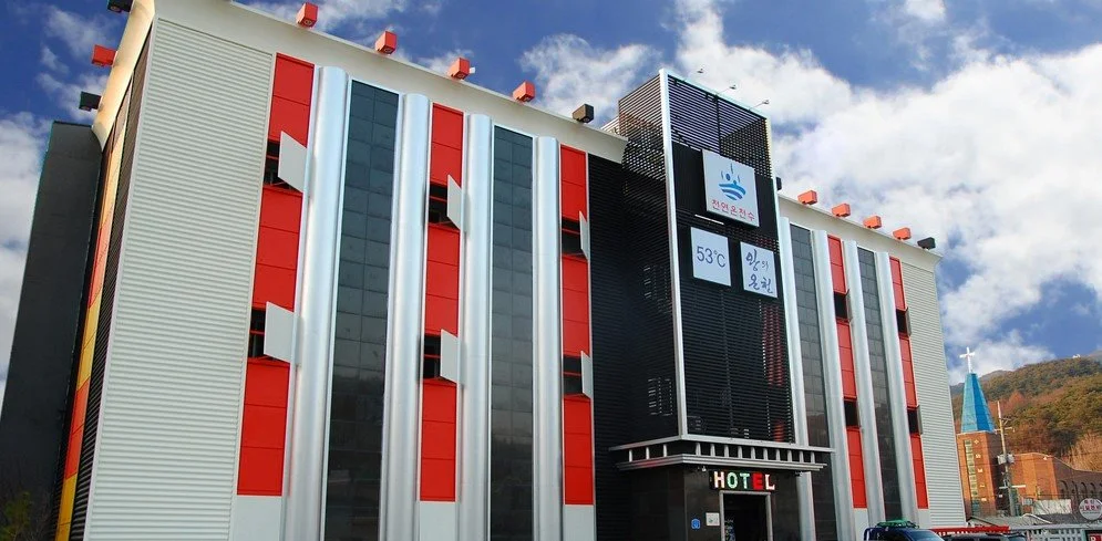 sub1_2.jpg?typew1200