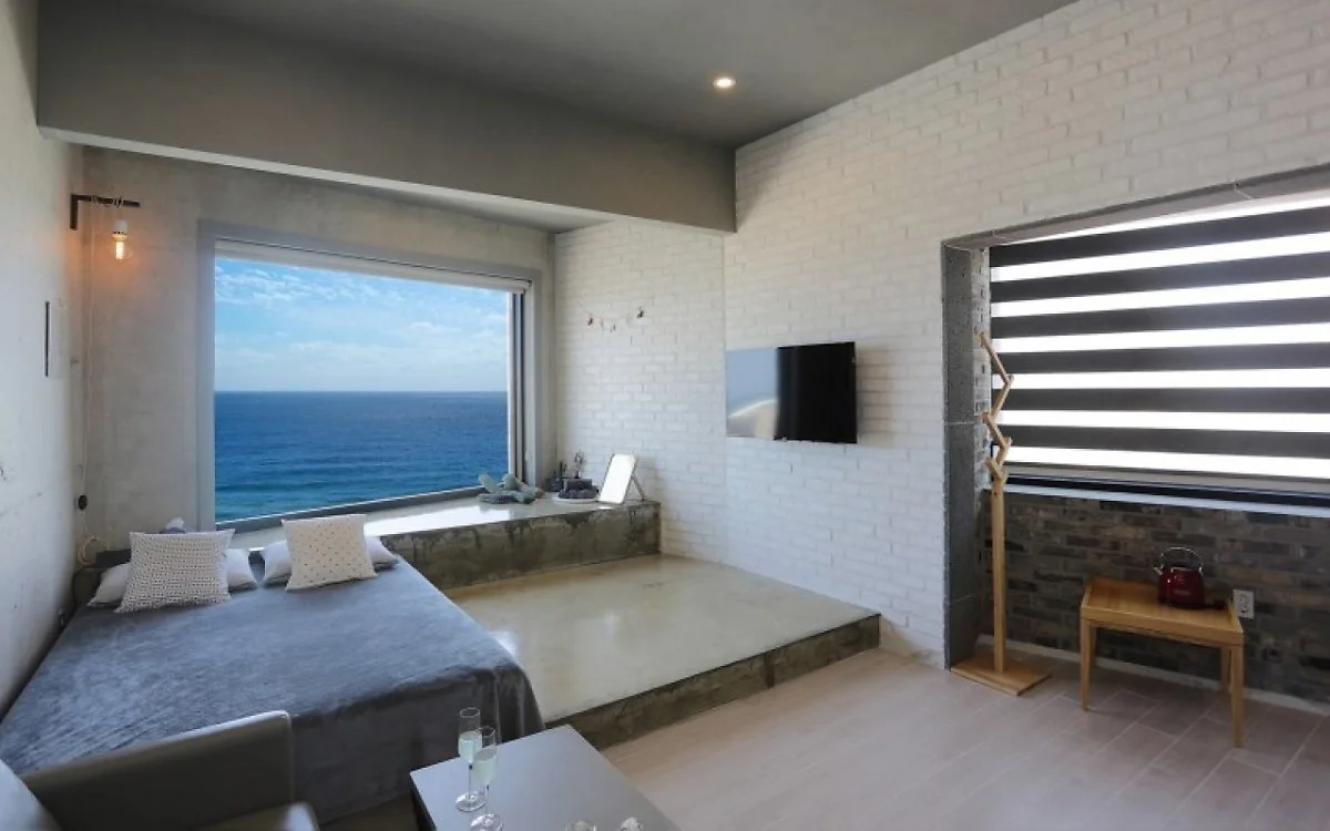 5d40fbe5815465.35985723.jpg?type=w1200