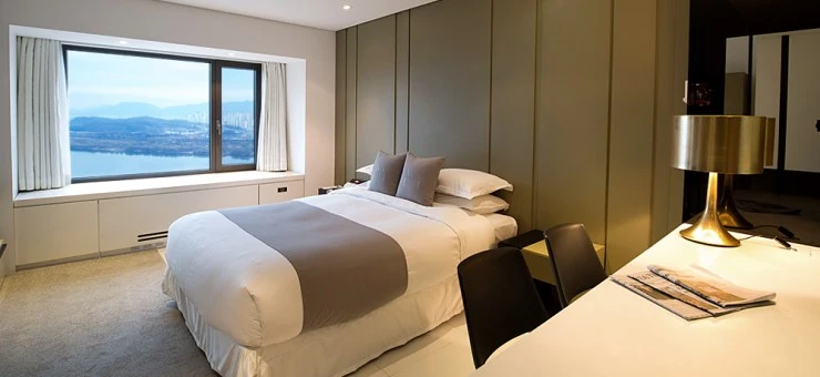 b-1.jpg?resize740%2C340amp;ssl1