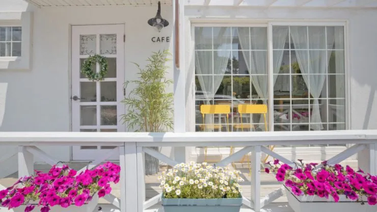 m-cafe-1024x576.jpg?resize740%2C416amp;ssl1