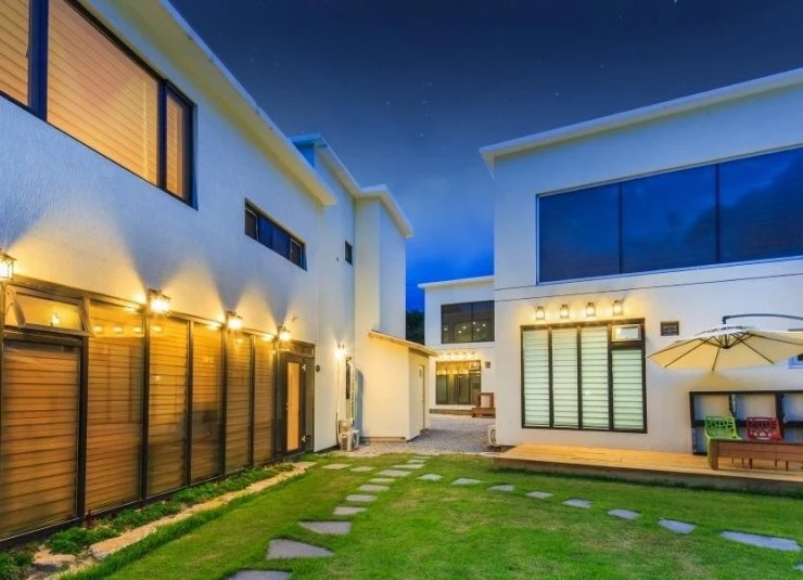 h-ex.jpeg?w740amp;ssl1