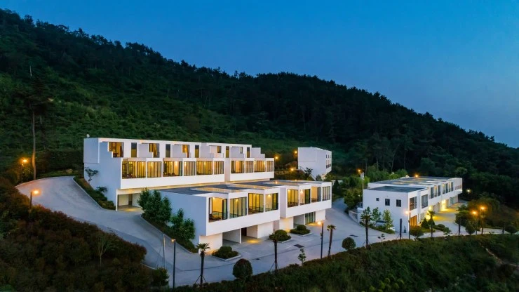 ad-13.jpg?fit=740%2C416&ssl=1