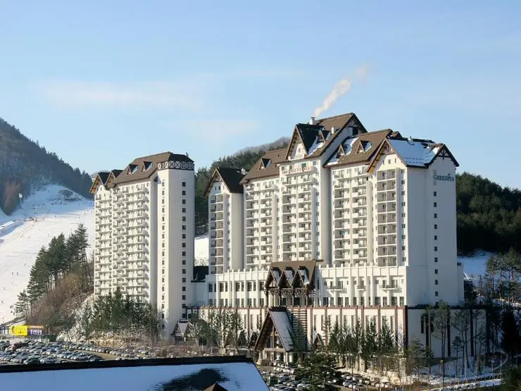 y-ex.jpg?w740amp;ssl1