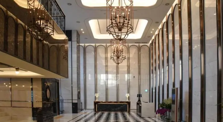 la-lobby.jpg?w740ssl1