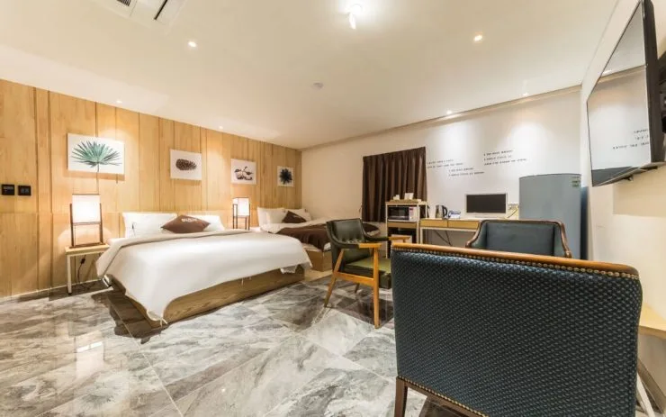 b-4-1024x640.jpg?resize740%2C463amp;ssl1