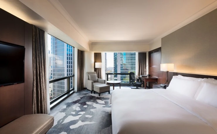 b-1.jpg?resize740%2C457ssl1