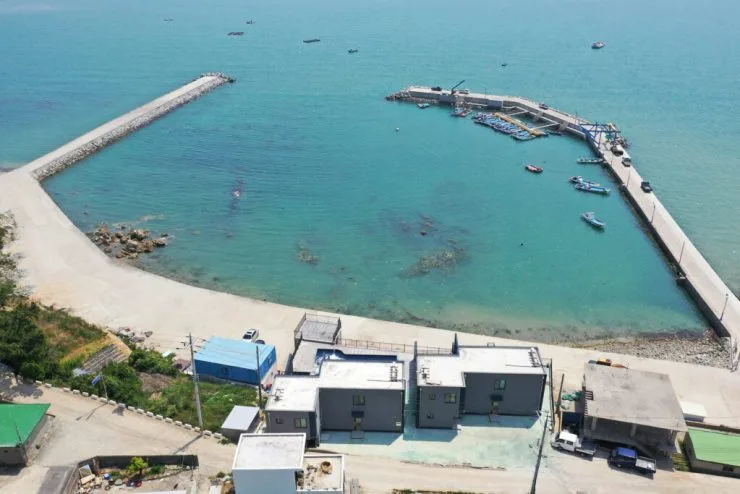 land11-1024x683.jpg?resize740%2C494amp;ssl1