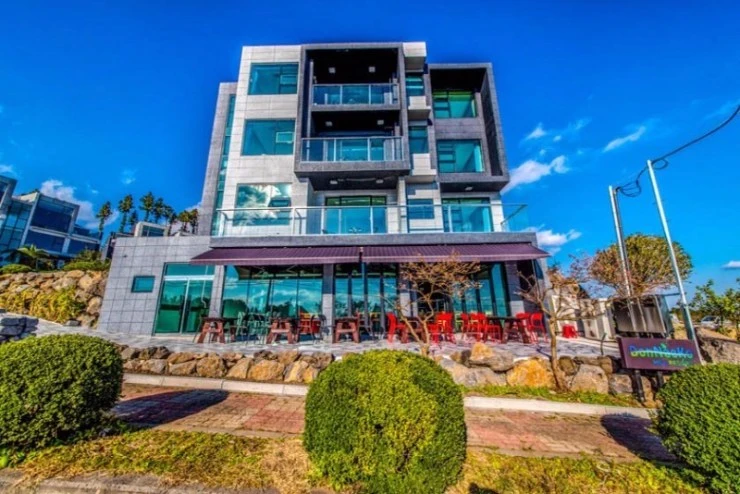 5fdb13902b49e6.12018659.jpg?resize740%2C494amp;ssl1