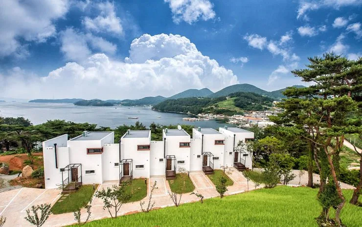 mr.jpg?resize740%2C463amp;ssl1