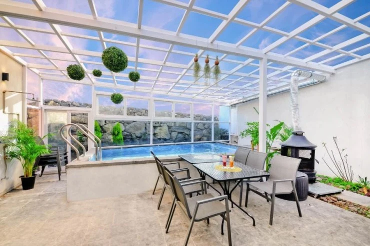 9-5.jpg?w740amp;ssl1