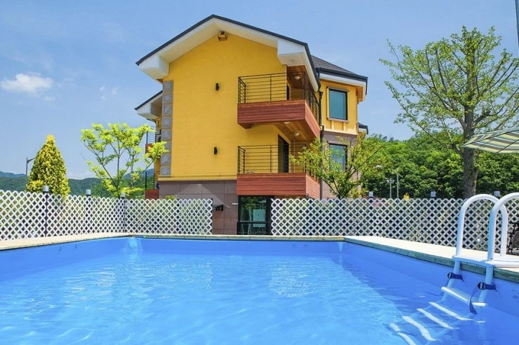 %EB%A6%AC%EB%B2%84%EC%88%98%EC%98%81%EC%9E%A51.jpg?w740ssl1