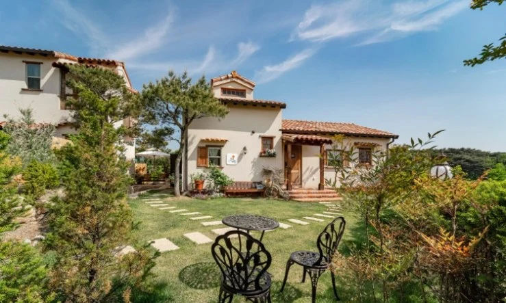 r-1.jpg?w740amp;ssl1