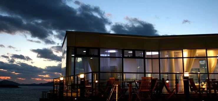 golden_hill_cafe01.jpeg?resize740%2C345ssl1