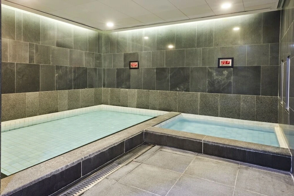 제주 사우나 호텔메인 (2).jpeg