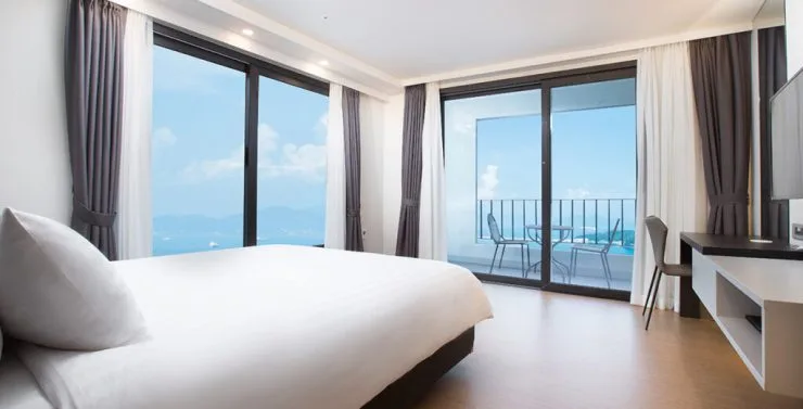 u-2-1024x521.jpg?resize740%2C377amp;ssl1