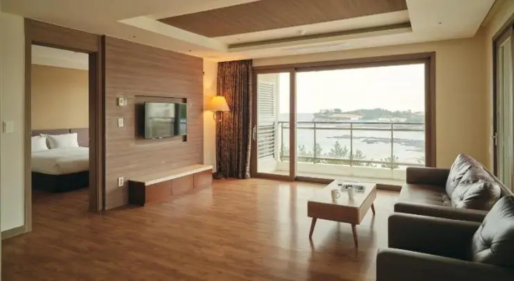 famoc.jpg?resize740%2C405amp;ssl1