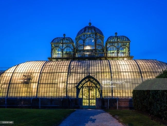 royal-greenhouses-of-laeken3.jpg?type=w740