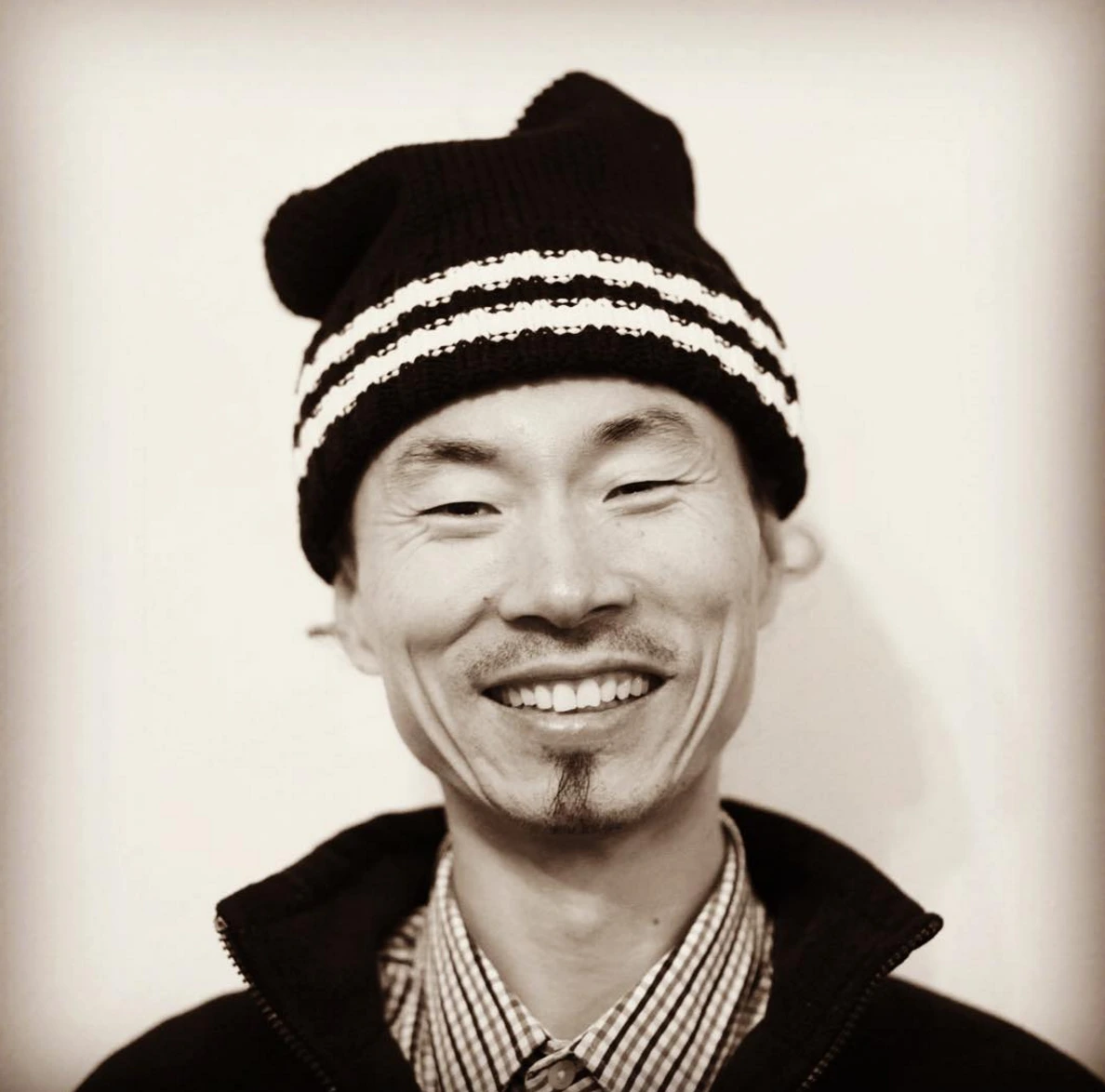 JI9L-YV4J19100900000143