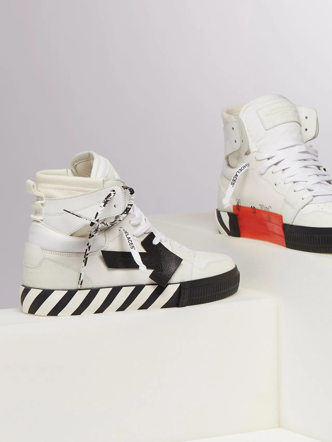 off-white-high-vulcanized-sneakers_16864831_33991835_2048.jpeg