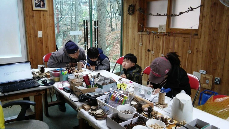 266DFC4958D74AD40A1063