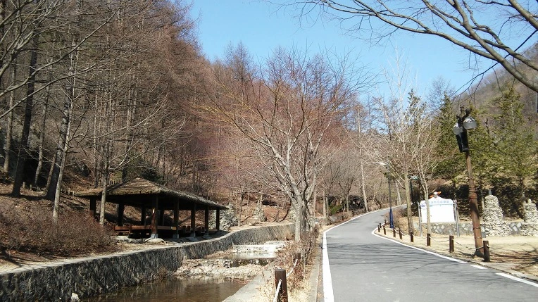 2115263B550139A828B75B