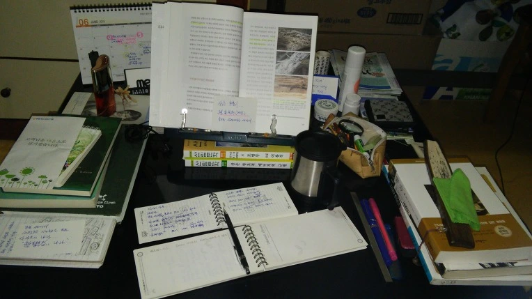 2756B53E558C8DA001B8E1