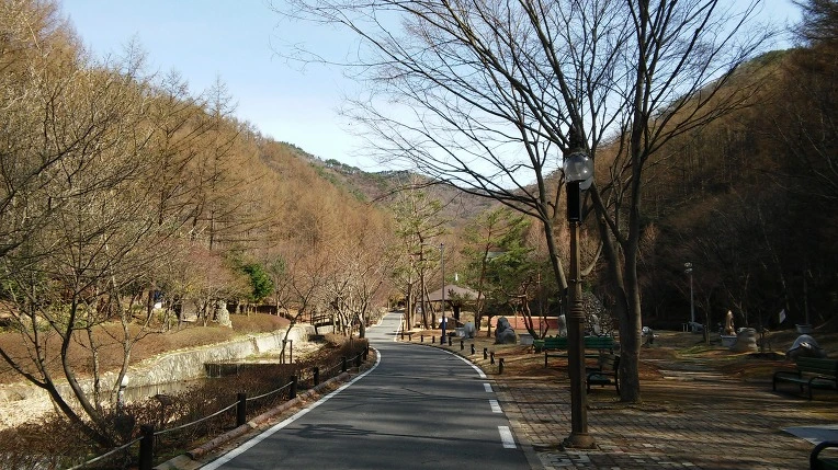 272B7F37551F526E10E40D