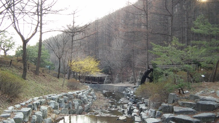 23501E4D568CF3AC1064BF