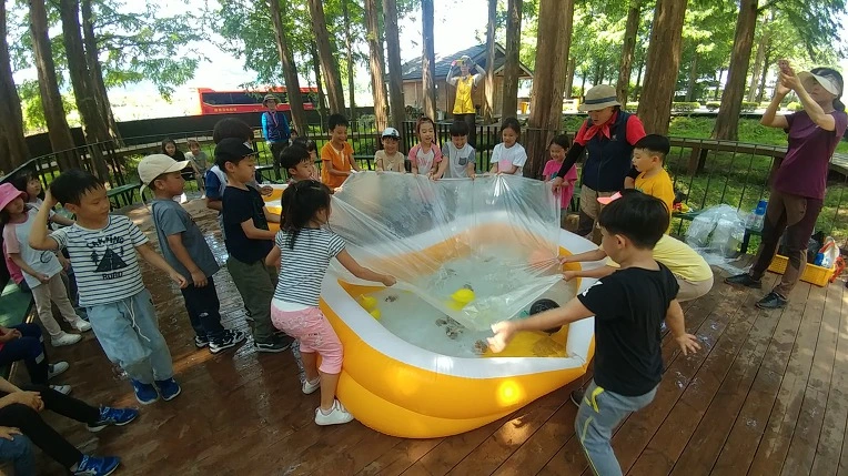 9984F13F5B57C1211B1FA9