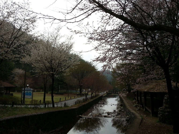 0242543E517F277D357254