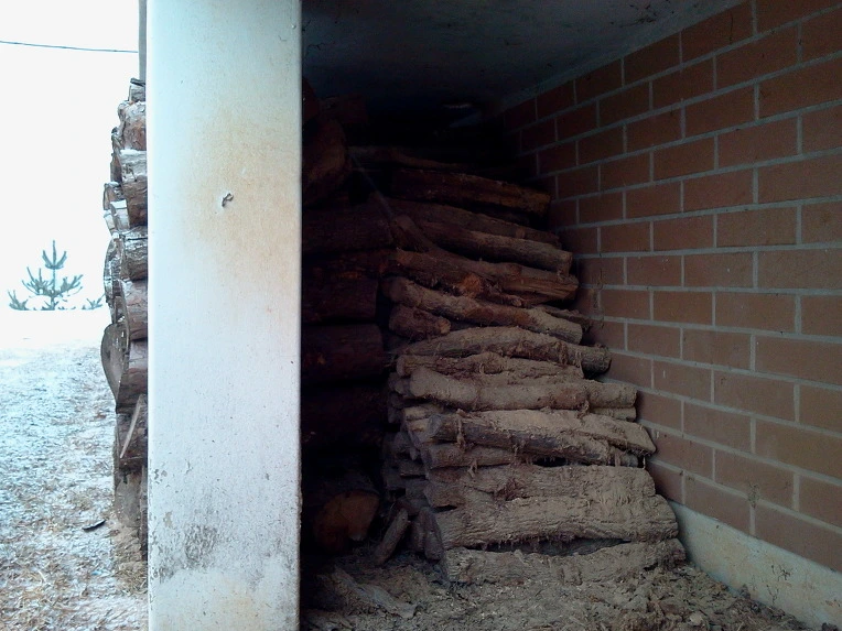 121479464F062134287397