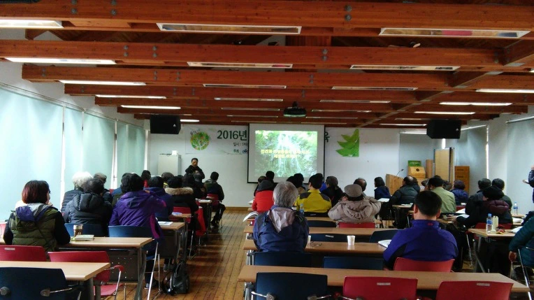 2444403B56E0B428243715