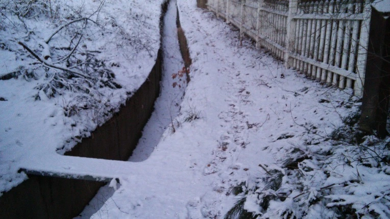 277CD9425696EEDC011805