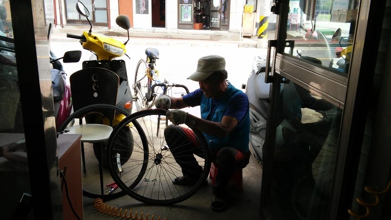 247D2F4D576E192426BC86