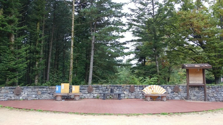 99712F4E5D9ACDDF0E7FA2