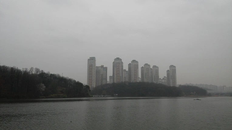 2558BA4E57059CEF2BBD84