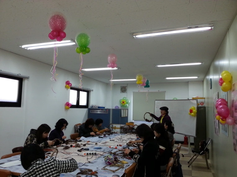 220ABF4E547F945B0F55DB