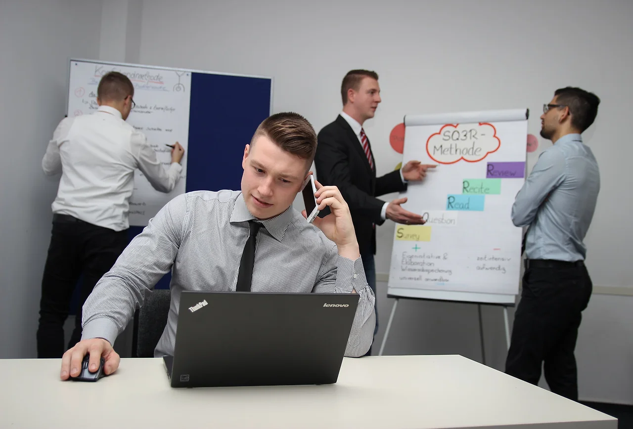 photo-1551911560-c08f7d349aff.jfif