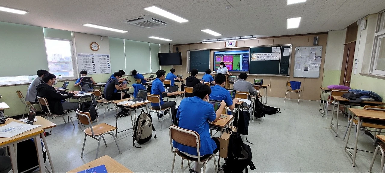 KakaoTalk_20220714_164208737_04.jpg?type=w1600