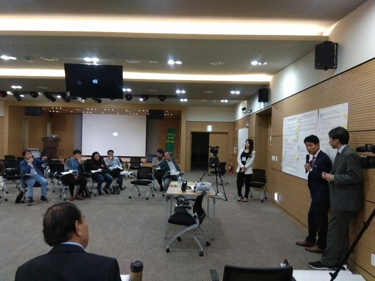 9994EF365BC1F83D2FD2B4