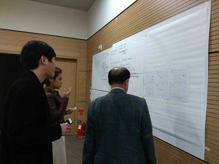 99F25A365BC1F83E2644B9