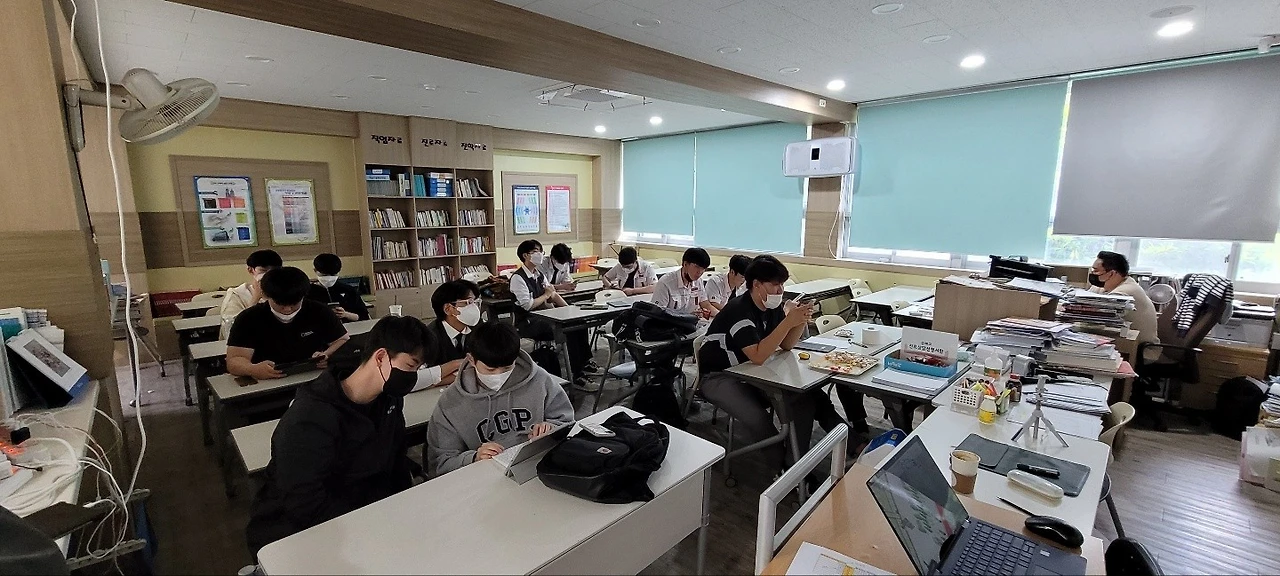 KakaoTalk_20220429_000311519_03.jpg?type=w1600