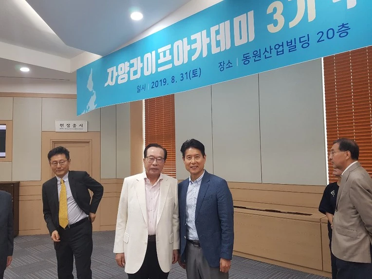 99D0F93F5D69FFB01FCC4B