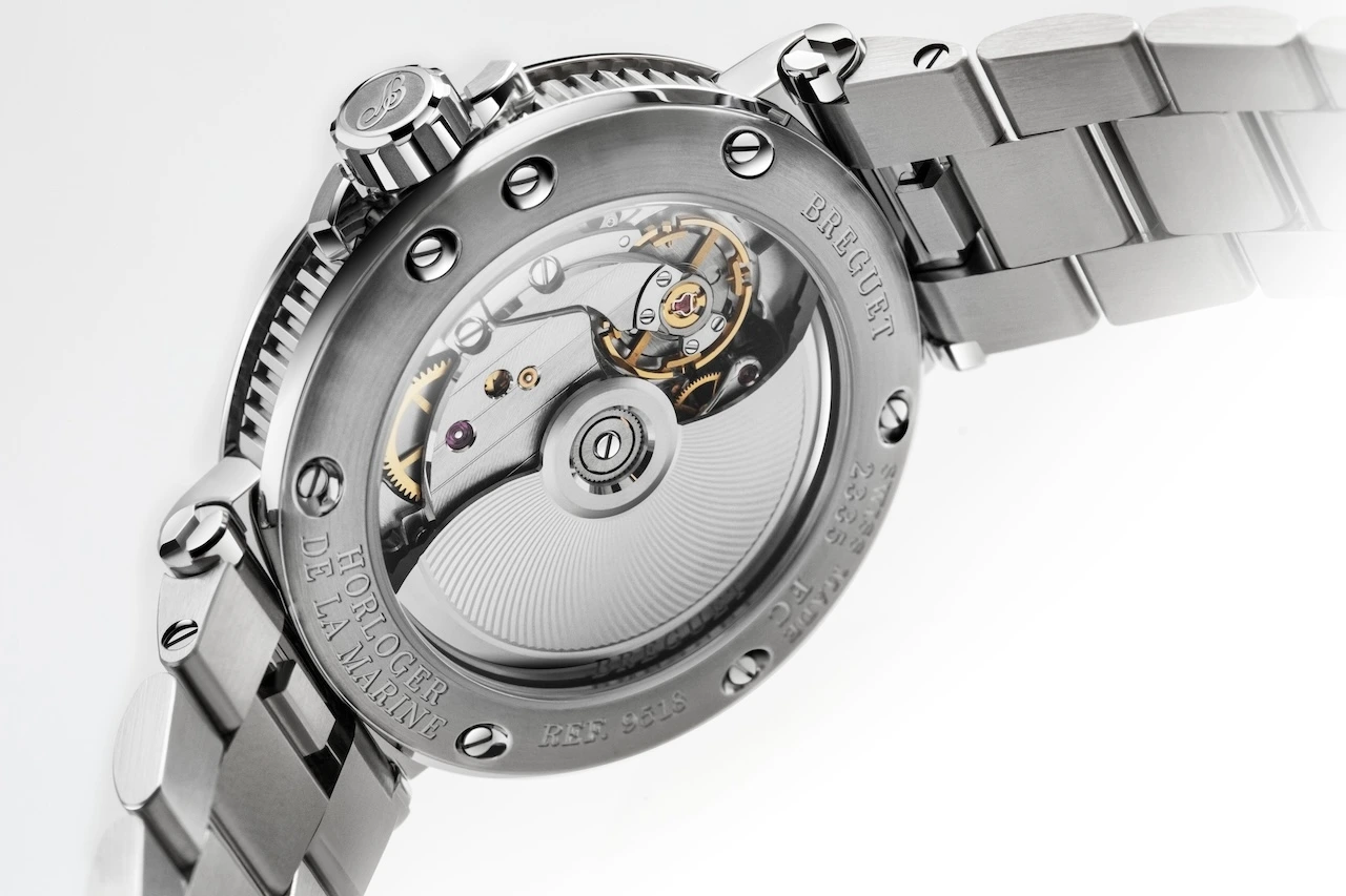 브레게 마린 9518 백 케이스.JPG