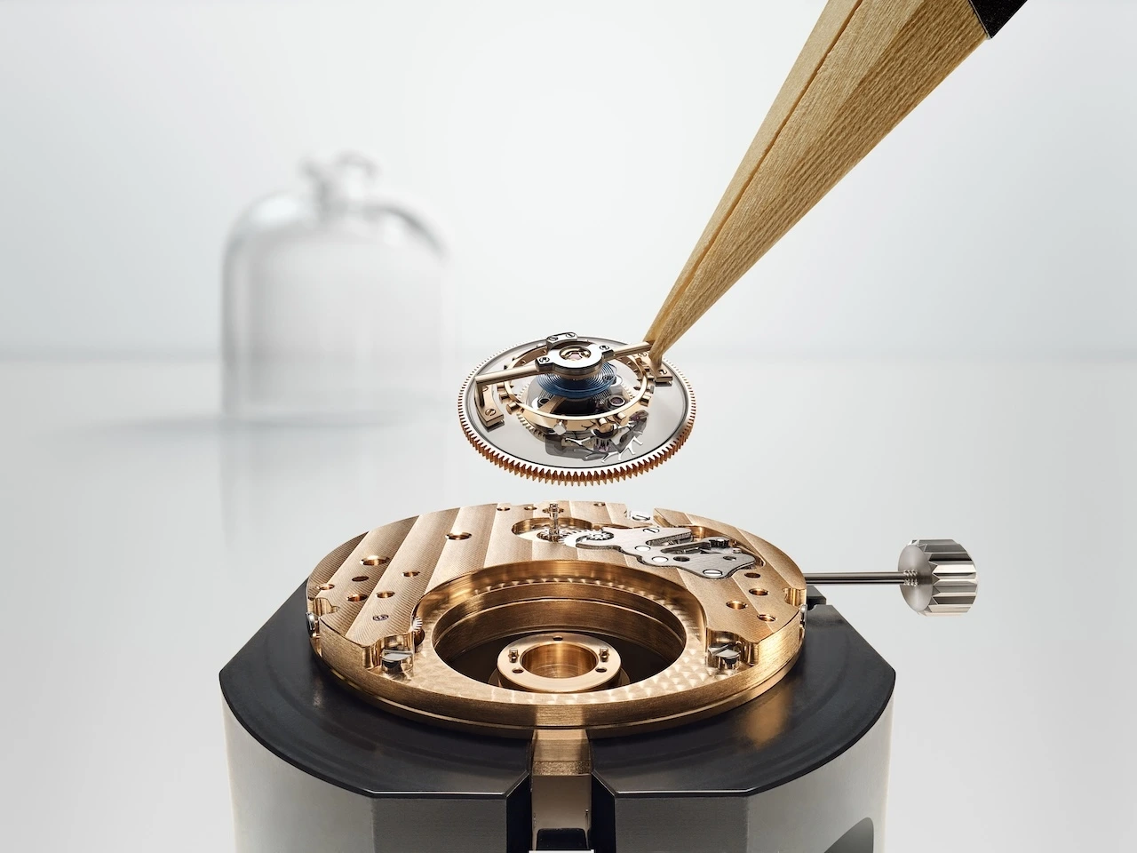 브레게 클래식 투르비용 시데랄 7255 무브먼트.JPG